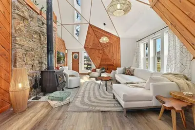 Image de The Dome Home - 1/2 mi to Beaver Lake - Geodesic