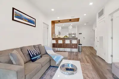 Image de New 2 Queen Luxury Spacious Bed 2 Full Bath 🛁 Near Ewr Airport✈️Prudential🏙Nyc🌆