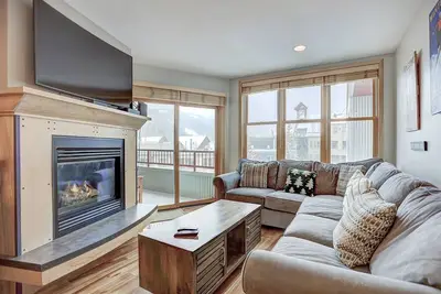 Image de Premier Silver Mill 8281-2Br-Walk to Slopes! Kids Ski Free! by RedAwning