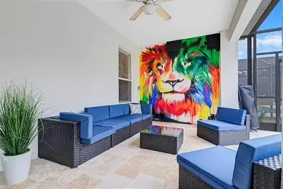 Image de Boutique hotel style large 6 bed pool home with south facing private pool + spa