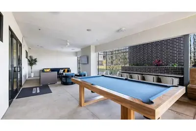 Image de Luxurious 1:1 Suite, Pool, Billiards; 17min Domain