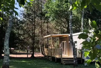 Image de Confort 30-2 (Mobil-home) - Tv, 2 chambres, environ 30m², New2021 - Max 4 Adultes / 6 personnes