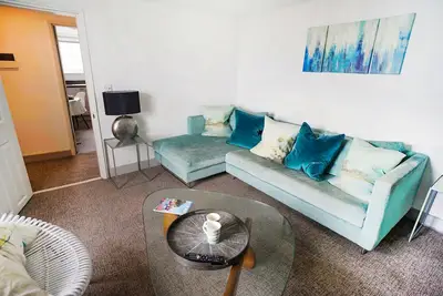 Image de Franks- 2nd Floor Apt-2 Bath-Cowes Centre-Sleeps 4