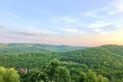 Image de Lake & Mountain View Condo - The Cliffs on Indian Point - Silver Dollar City