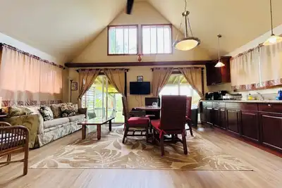 Image de Hunter Hales Kala cottage is the Perfect Getaway!