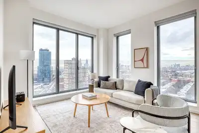 Image de Trendy Clinton Hill 2br w/ Gym, Pool & W/D, nr Barclays, by Blueground