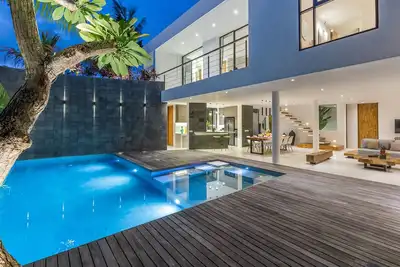 Image de Luxury Touch Cozy Villa Walkable to the Famous Sunset Beach & shopping in Bali