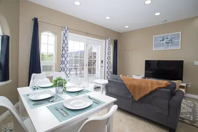 Image de Unwind & Witness the Aurora: Ellie`s Alaskan Chalet