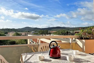 Image de Appartement 2 pièces, 4/5 couchages, proche plage et commodités, parking inclus, Bormes-les-Mimosas