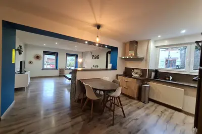 Image de Appartement moderne et lumineux, proche de Saint-Dié-des-Vosges - 5 pers. , WiFi, parking, terrasse