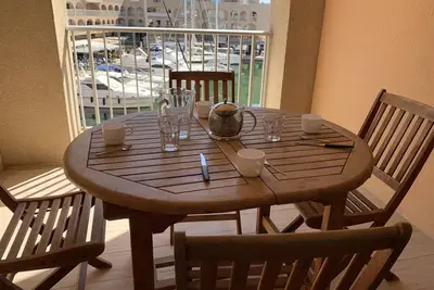 Image de Hyères : Appart 4 pers marina climatisé avec garage