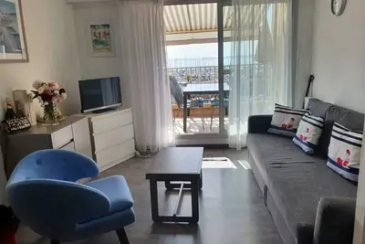 Image de Duplex Climatisé à Hyères - Vue Mer
