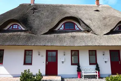 Image de BODDENgut - Holiday home \"Dünengras\" in nature and water