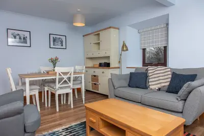 Image de Foresters Cottage-Cottage-Salle de bain privée séparée-Vue sur Jardin
