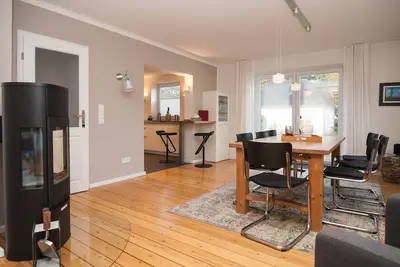 Image de This semi-detached house was completely renovated in 2020.