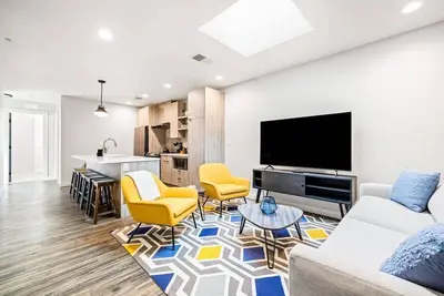 Image de Avenue Hotel \/ Downtown Golden \/ Golden City Suite