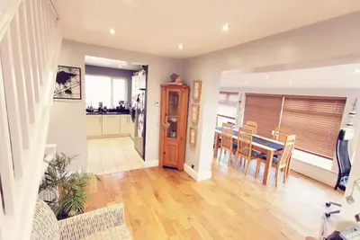 Image de Amazing Large Family Home