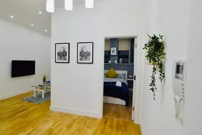 Image de Cosy Central Self Contained Flat by CozyNest