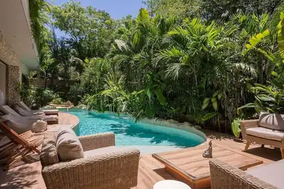 Image de Villa Verde : Eco-friendly design villa