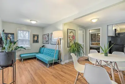 Image de Charming Warwick Vacation Rental: Walk to Bay
