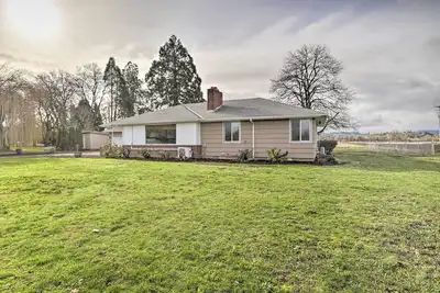 Image de Secluded Albany Escape, Pet Friendly w/ Fee