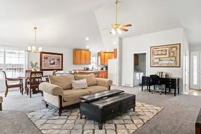 Image de Tranquil Home on the Cheyenne Greenway!