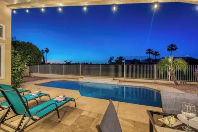 Image de Fabulous Golf Course & Free Private heated Pool!