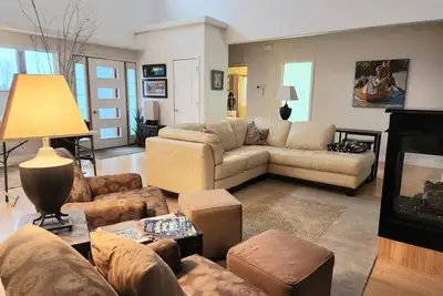 Image de Comfy & Convenient Rally Rental - 5 minutes to Downtown Spearfish!