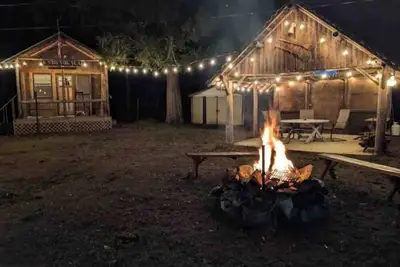 Image de Packwood cabin with hottub, close to White Pass, pet friendly