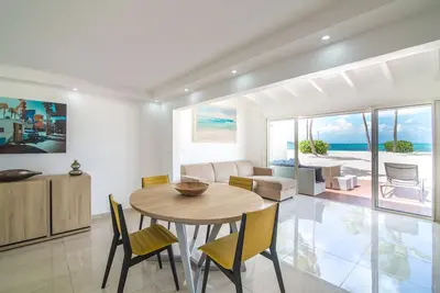 T2\"Pieds dans l'eau\" Baie Nettle