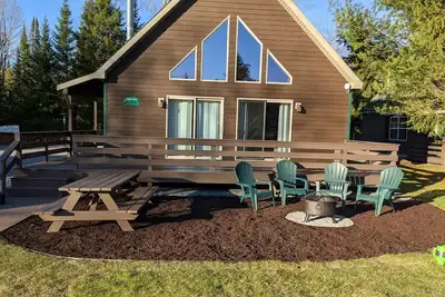 Image de Gorgeous view of the lake from own private deck