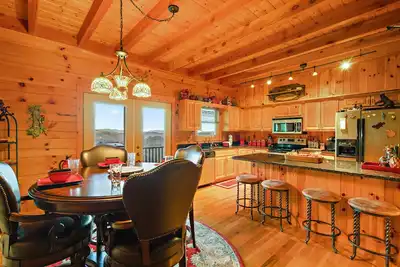 Image de Family Cabin With Mountain Views