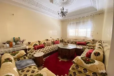 Image de Large Calm House