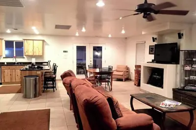 Image de Cozy, Spacious, and Newly-Updated Home (Centrally Located in Ruidoso)!