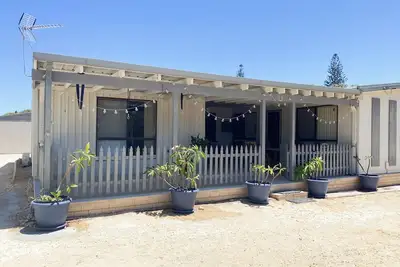 Image de Ocean Spray is a unique & cosy Lancelin beach home