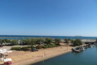 Image de Studio à Sète avec vue mer, parking privé, proche plages et commerces