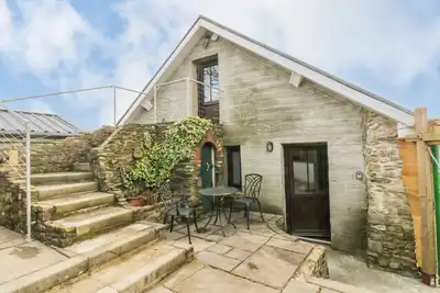 Image de Green Grove Barn, pet friendly, with a garden in Carmarthen