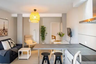 Image de Appartement \"Dolmen De Viera\" avec Wi-Fi et climatisation
