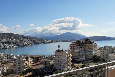 Image de Apartment with Sea & City View for 8