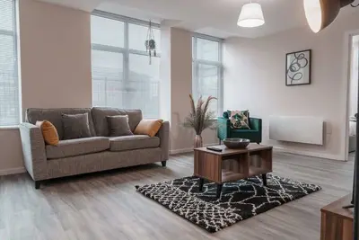 Image de 2 Bed Apartment Near Media City