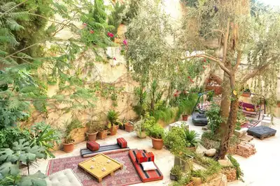Image de ( the garden ) a space to getaway and rejuvenate