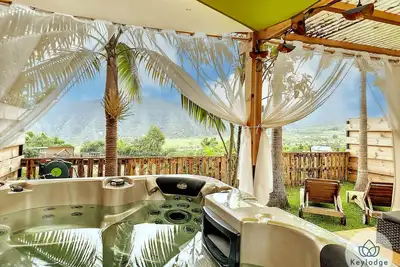 Image de Jardin de Montplaisir - Joli Cœur – Bungalow 25m² avec jacuzzi – Saint-Louis