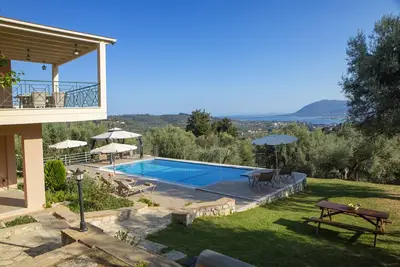Image de Private, luxurius, serene, pool, seaviews, family/pet friendly