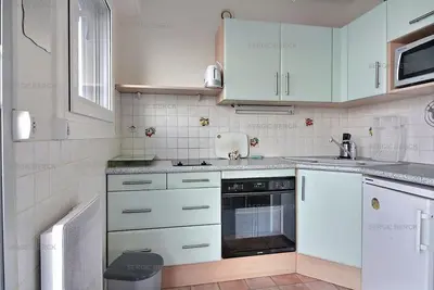 Hir 132 : Appartement pour 4 personnes avec vue  mer. parking privé