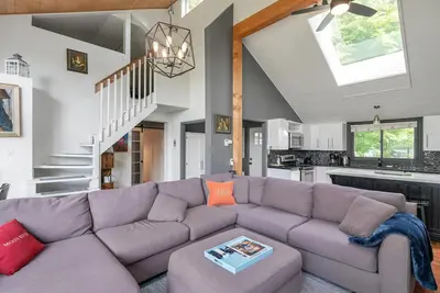 Image de Moon River Cottage Sanctuary With Private Beach in Bala!