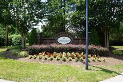 Image de Quite townhome near everything