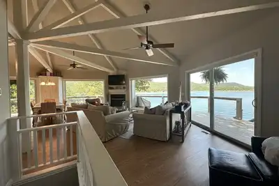 Image de Panoramic Lakeviews! Direct Lakefront Access! Gentle sloping beach! 4 Kayaks!