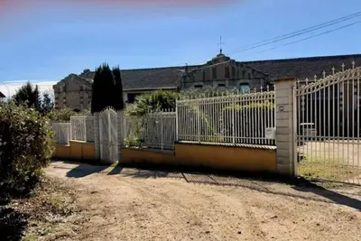 Image de House in former wine estate