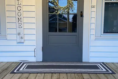 Image de Charming Bungalow Across From Wolf River