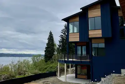 Image de Brand New Apartment Overlooking Commencement Bay